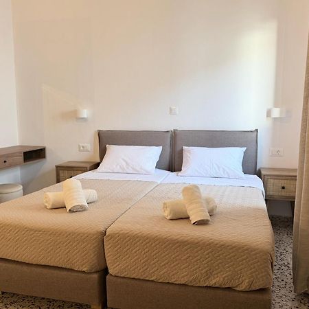 Sarris Studios & Apartments 린도스 외부 사진
