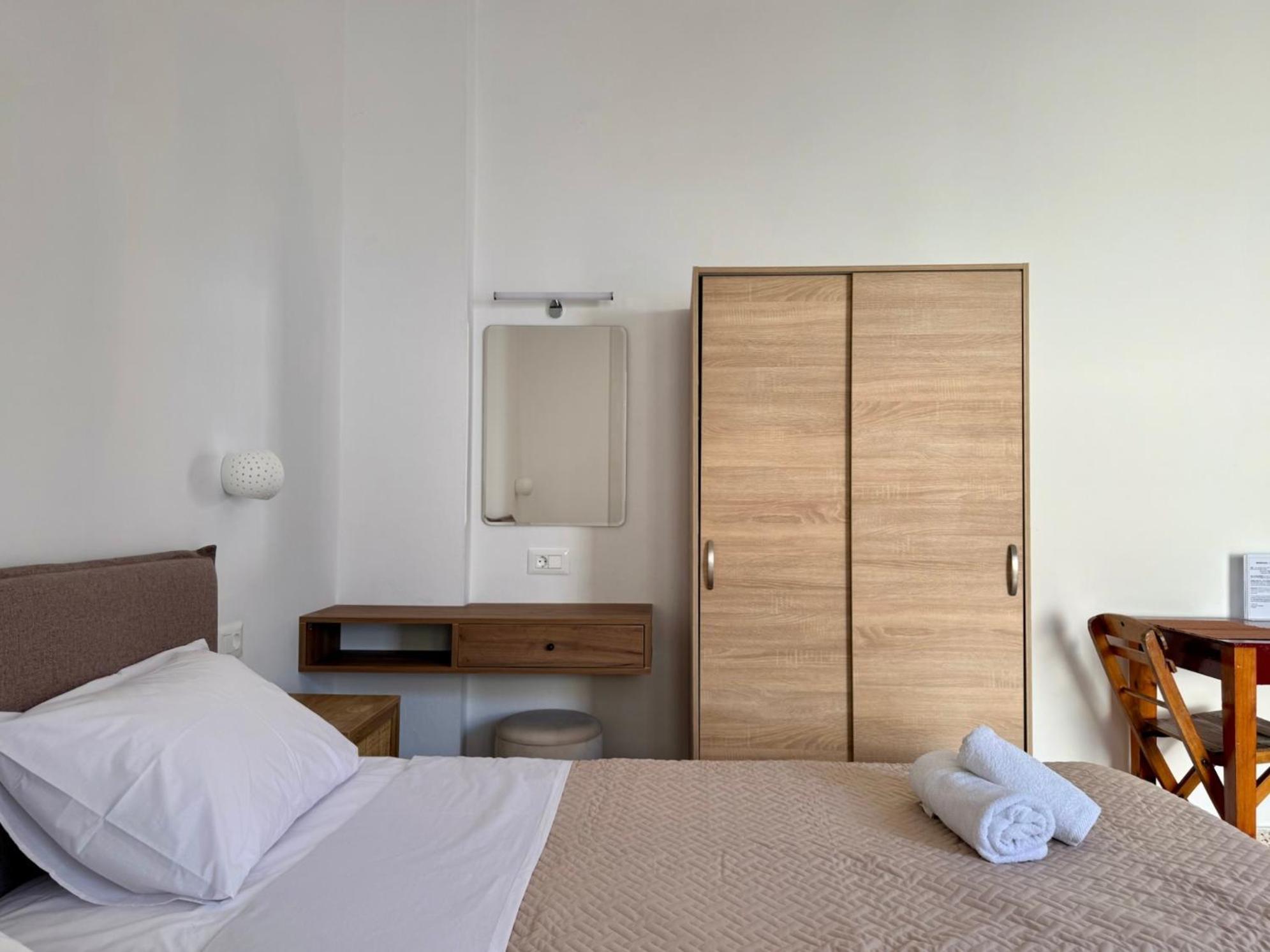 Sarris Studios & Apartments 린도스 외부 사진